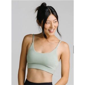 Zyia Muted Mint Adjustable Relaxation Bra